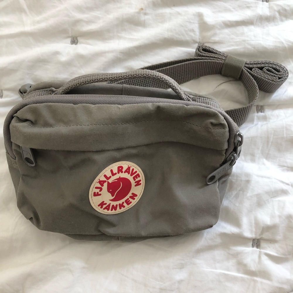 Kånken Gray Hip Pack Crossbody Bag